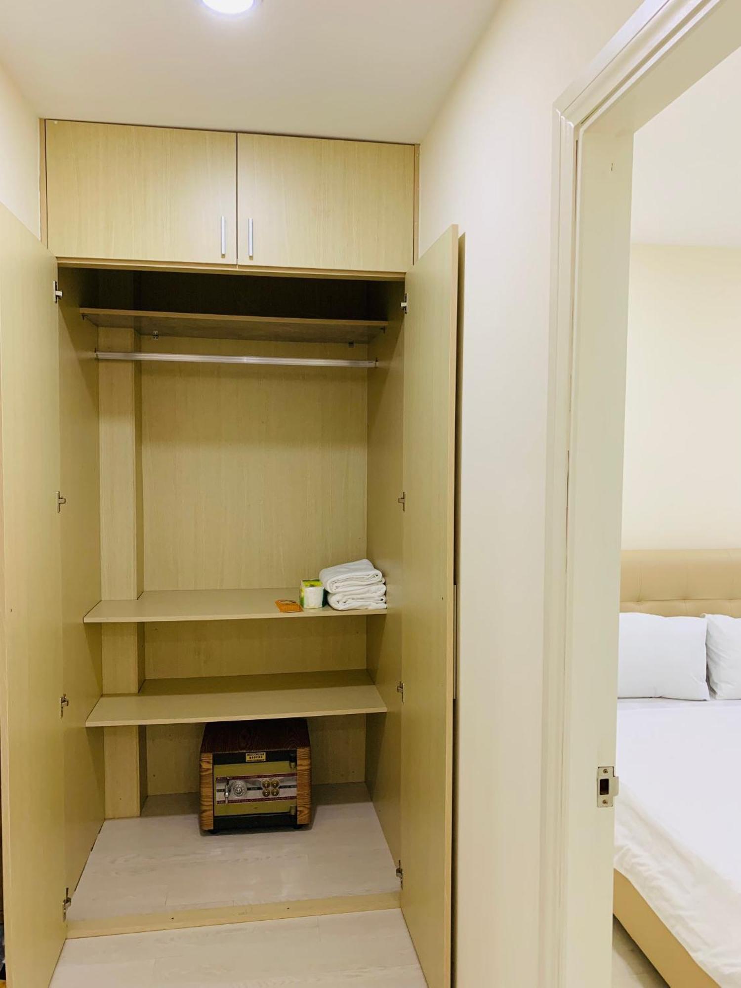 Indo Serviced Apartment Хошимин Экстерьер фото